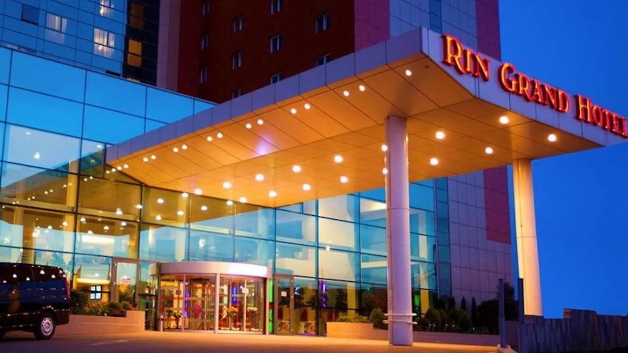 Rin Grand Residence Apartaments Elen بوخارست